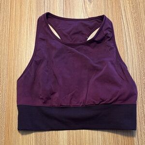 Lululemon maroon sport bra 
Size 12